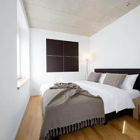 Nest - Kanzleistrasse 217 - 225 *